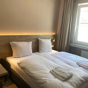 Petite Koenigsallee Self Check-in *** Düsseldorf
