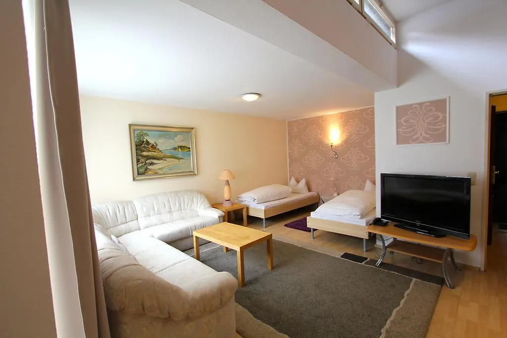 Apartmenthaus Alt Graz Düsseldorf 3*,