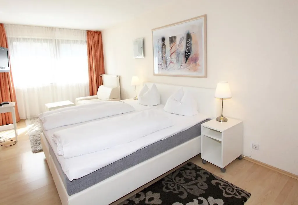 Apartmenthaus Alt Graz Düsseldorf 3*,  Alemania